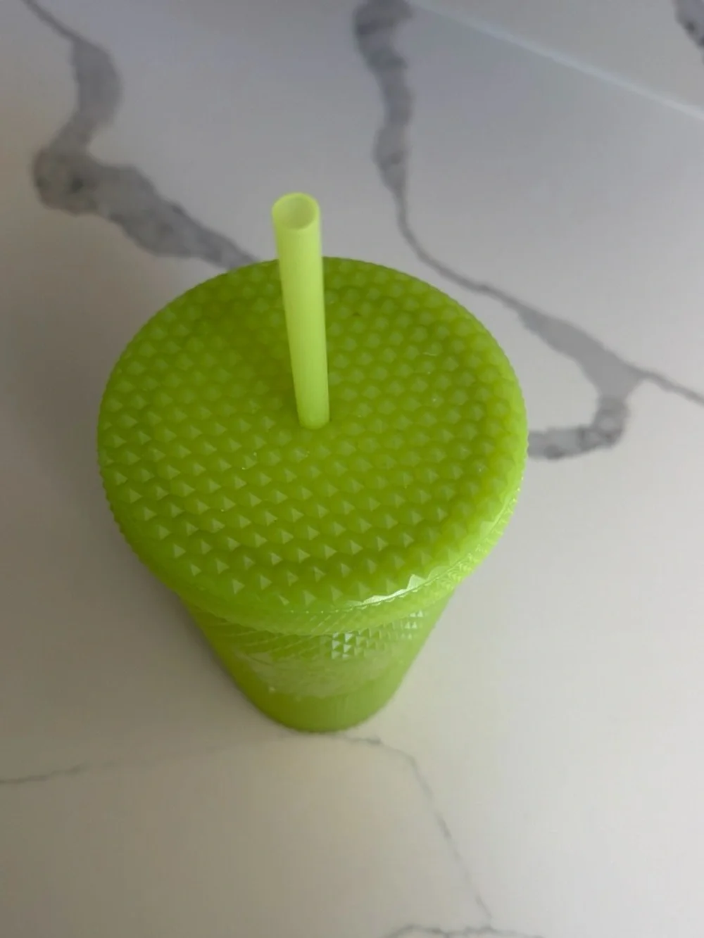 Starbucks glow in the dark Bright Lime Green Tumbler Lid
